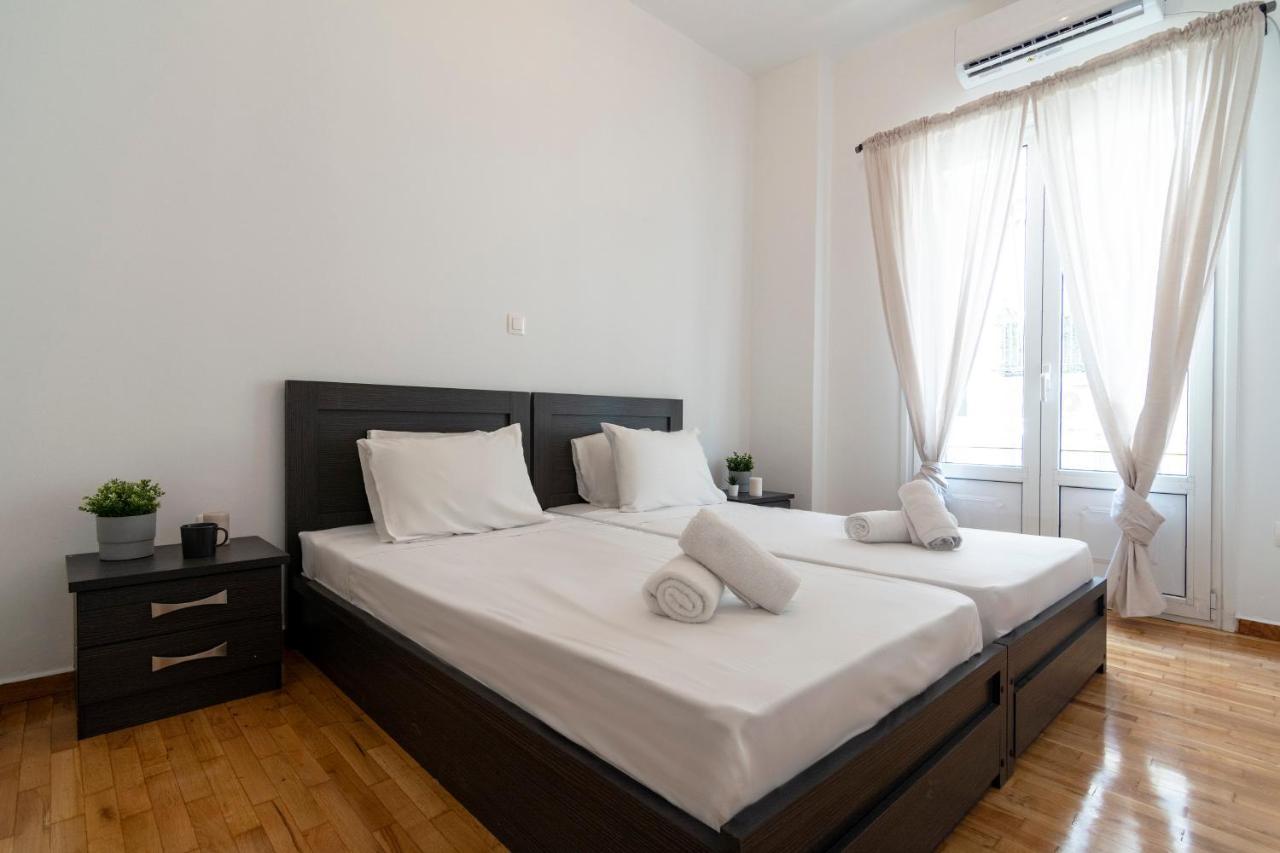 Modern 2Bd Apt In Athens , 3-Min Metro Buitenkant foto